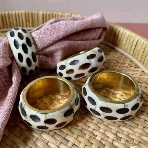 Set 4 Napkin Rings Tribal Leopard